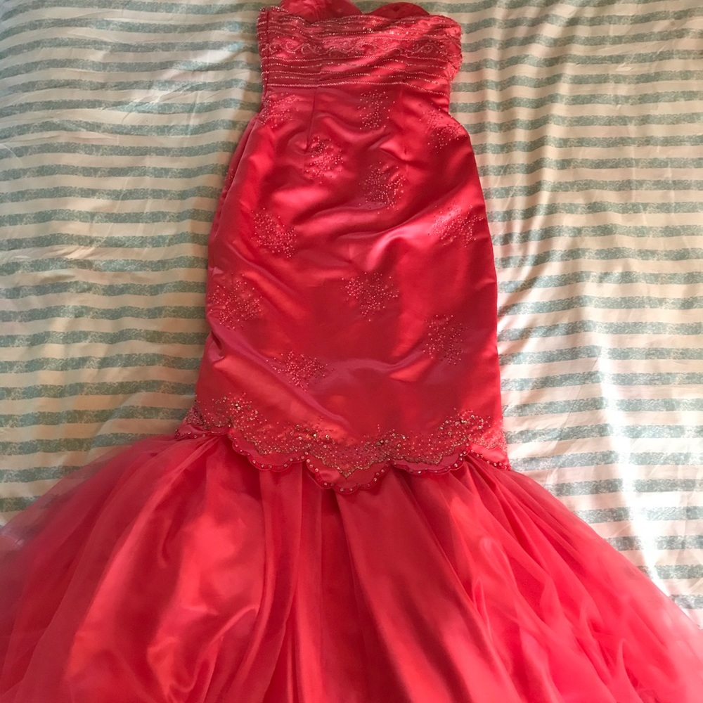Formal Gown - Picture 2 of 4